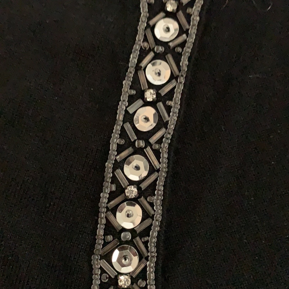 Backless shirt - Picture 3 of 3